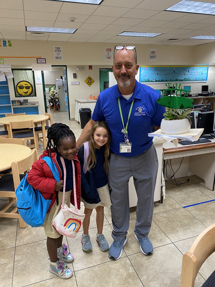 Pawsome Principal Faust Day <a href="/RosewoodMagnet/">Rosewood Magnet</a> was a surprise for our leader! Happy National Principals Month, Mr. Faust!