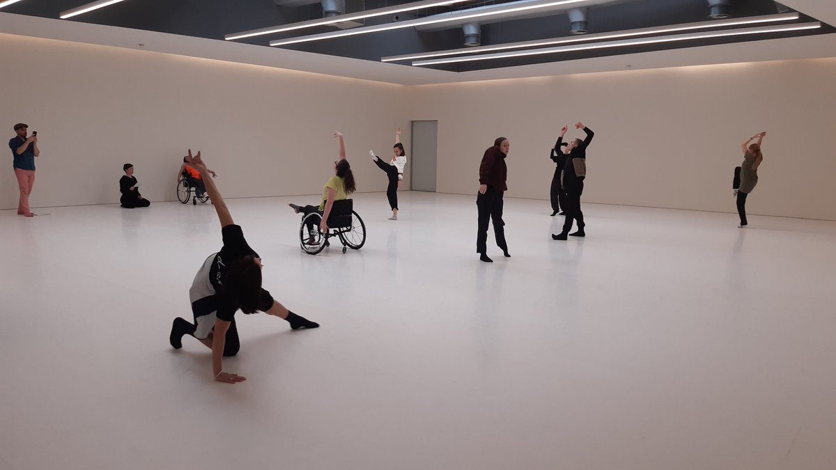 We are so excited to be in the space with <a href="/TheSimpsonBoard/">Lisa Simpson ID</a> <a href="/WayneMcGregor/">Studio Wayne McGregor</a> so many beautiful people in this space! Loving watching the creativity flow! #inclusivedance #artsforall <a href="/sensecharity/">Sense</a>