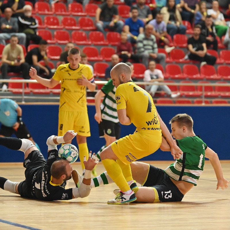 UEFAFutsal's tweet photo. The #UCLFutsal main round is underway 🤩

Who are you backing🧐? https://t.co/7L1lcRHKQl