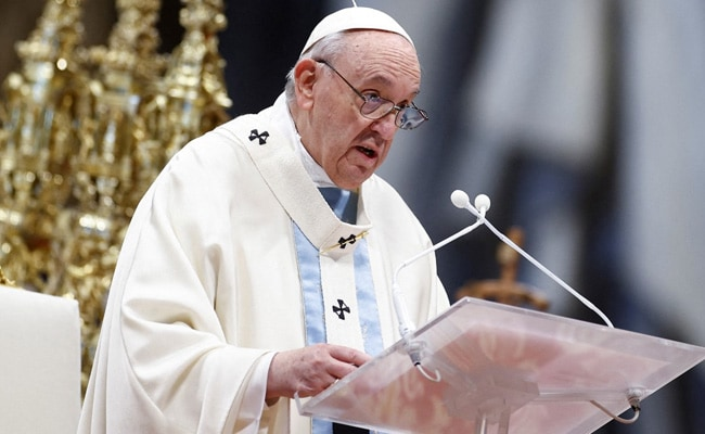 ndtv's tweet photo. Porn "Weakens Priestly Heart", "Delete" From Phones: Pope To Priests https://t.co/qsFX1K0V80 https://t.co/1VIGq2MBrw