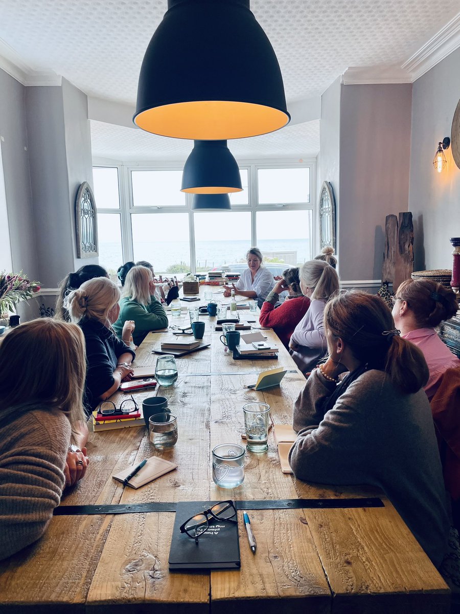 Ease Retreats tweet media