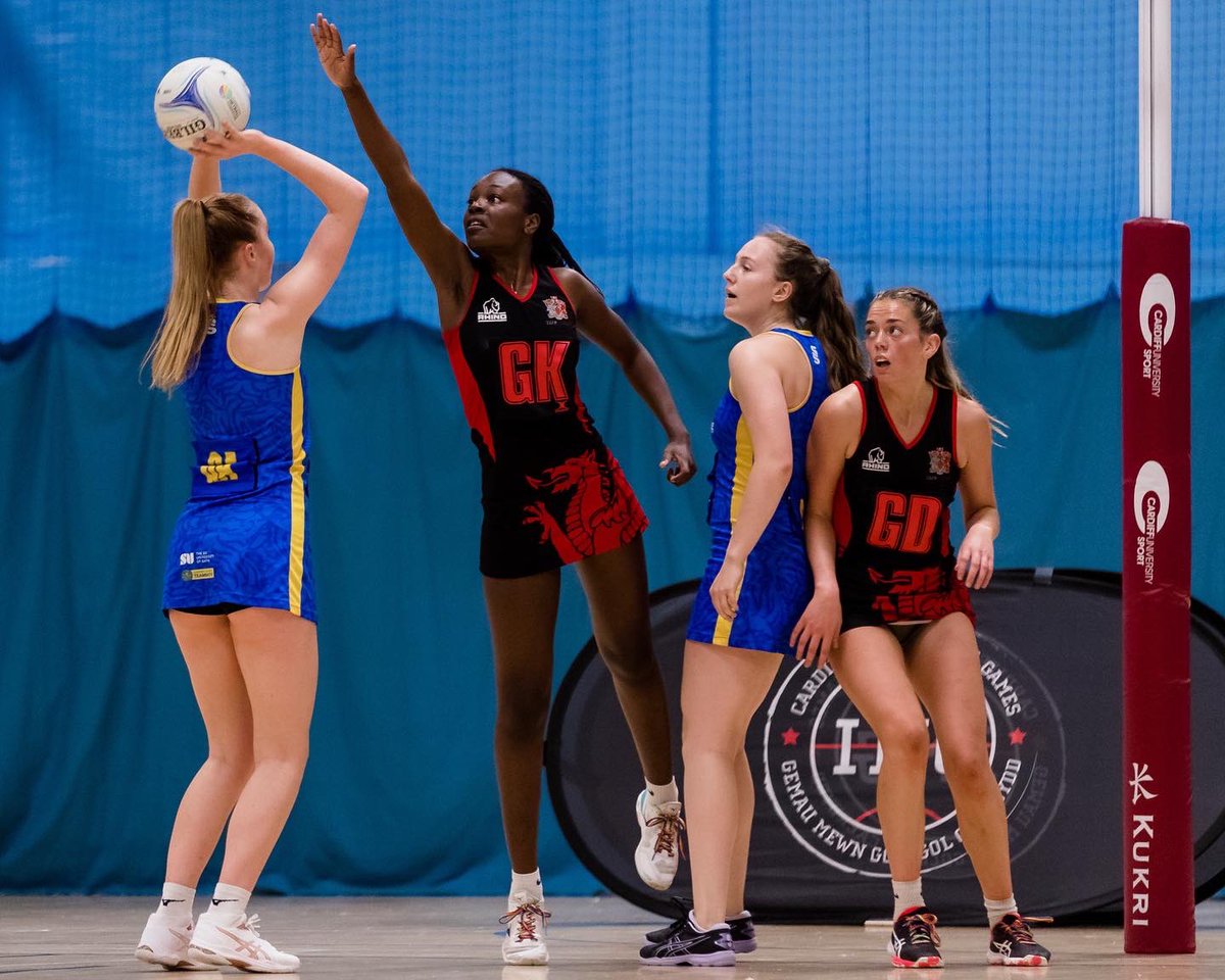 Yesterday was Rainbow Laces Day 🌈

#TeamCardiff wore rainbow laces during their BUCS fixtures in support of LGBTQ+ athletes ❤️🧡💛💚💙💜

<a href="/BUCSsport/">BUCS</a> <a href="/stonewalluk/">Stonewall</a> <a href="/CardiffUniSport/">Cardiff Uni Sport 🔴⚫️</a>