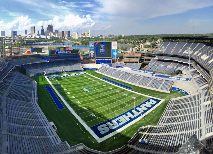 brycedopson's tweet photo. After an early morning call with @Q_14_D I am blessed to receive an offer from @GeorgiaStateFB!! @Mansell247 @JeremyO_Johnson @ChadSimmons_ @jeffsentell @najehwilk @Bwoodsports @Bronco_Ftball @MohrRecruiting https://t.co/1tj18mPXWW