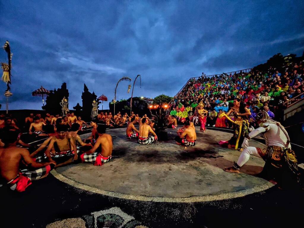 Seaside Sessions tweet media