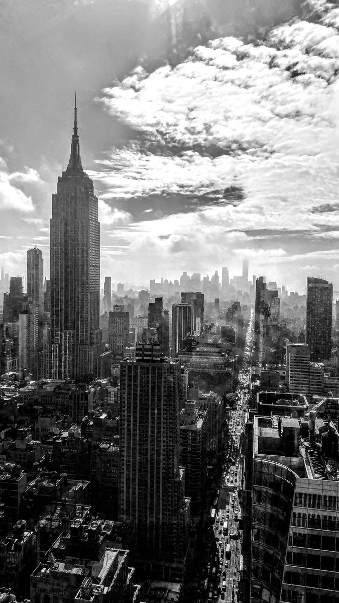 ToddCope1's tweet photo. Continuing with @CentralAppTech and #operationruraltech visiting executives at @salesforce Tower #NYC talking #remotework in #technology from #appalachia. Great people with a fantastic view! https://t.co/W9dRUxTAsO