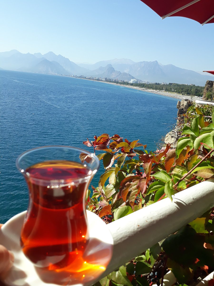 Antalya da hava hala yaz günü gibiyse  bizde denize karşı tadını çıkarırız