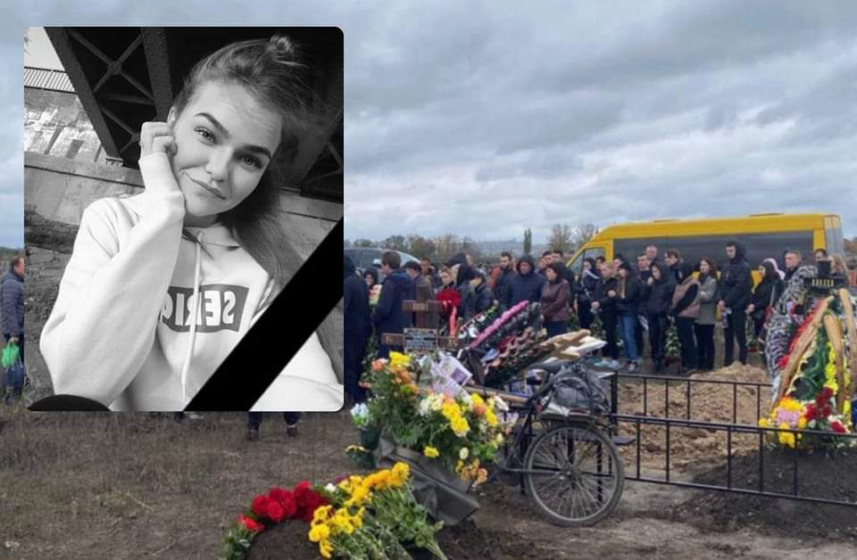 25 Ekimde rus teröristlerin attıkları roketten dolayı vefat eden 25 yaşındaki hamile Inna ODYNETS bugün toprağa verildi... Bana halâ eşitlikten mi bahsedeceksiniz?... #UkraynadaSavaşDevamEdiyorMu #CenevreSözleşmesiNerede #HadiGelinKardeşçeBarışın #russiaIsATerroristState