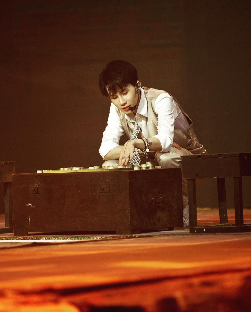 phuongtuan_j97's tweet photo. Do not play the same old games.
Come on, challenge me! https://t.co/WgVpVkyKX5