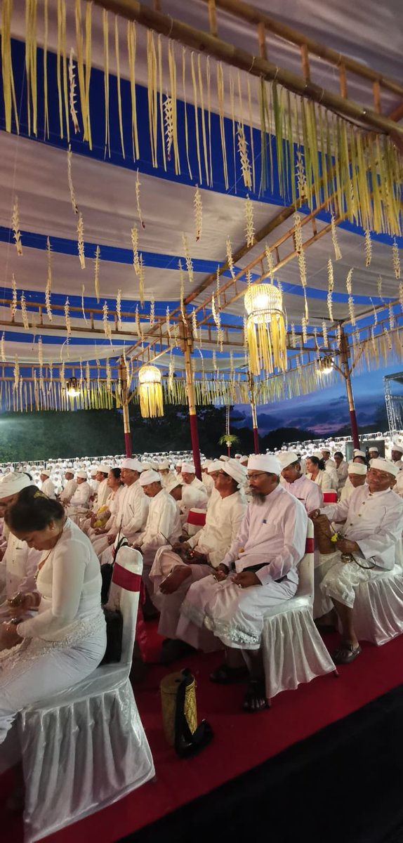 Yesterday in Bali,a spiritual session with multi religion prayers organized by the Bali Governor where 1200 priests gathered in Nusa Dua and 150,000 zoomed in across across Bali to pray together for peace on Earth (Russia/Ukraine) and G20. After all we are all one