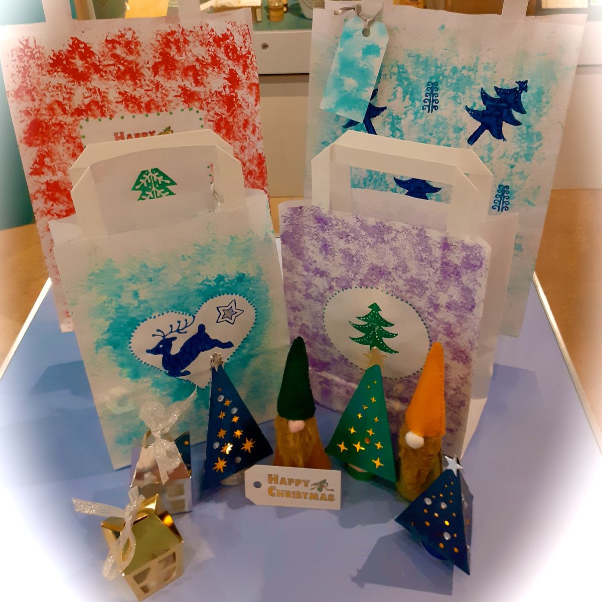 Christmas Crafts
EGM is holding  Xmas Craft Sessions. 
These will be relaxed, fun events!
Materials &amp; refreshments are provided
Aimed at adults (aged 18+), on 20.11.22, from 2pm to 4:30pm.
Tickets cost £6, and can be booked here: eventbrite.co.uk/e/446523633207