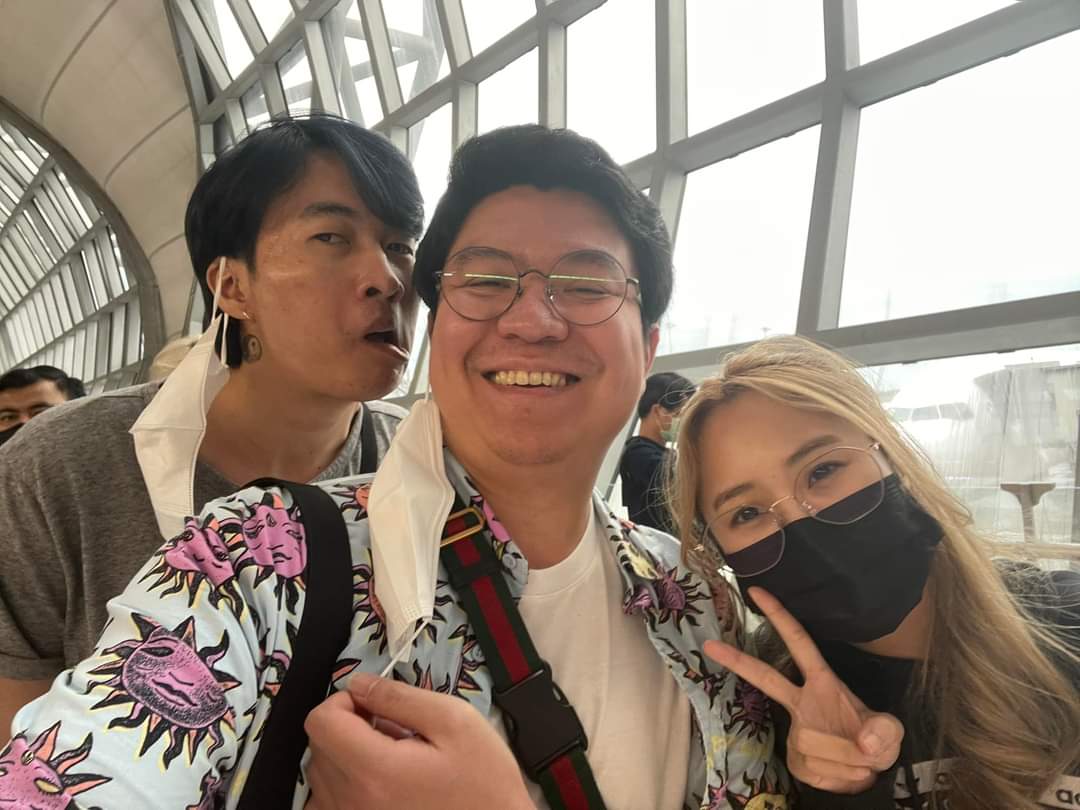 SometimeSomeJoy's tweet photo. น้องบินไปพร้อมพี่น้าหมู พี่ปิ๊ง
#ใส่นัวแฟมิลี่
#CigaretteSKla 
#Basgamer https://t.co/KtPM1Ero2V