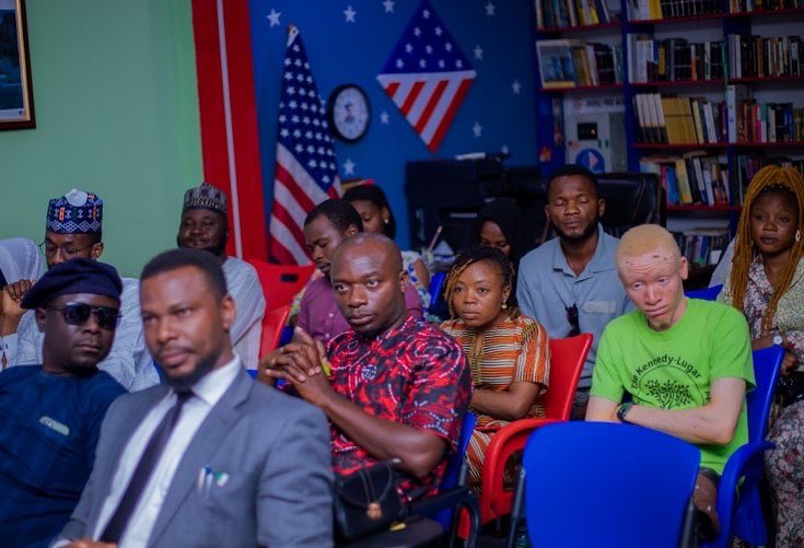 CitizenCommons's tweet photo. #YANNConversation #BauchiYANNConversation
Did you miss our YANN Conversation that took place in Bauchi Last week?
Bauchi residents added their voices and gave their ideas on what a New Nigeria will look like for them. https://t.co/FrsVk3v1K5