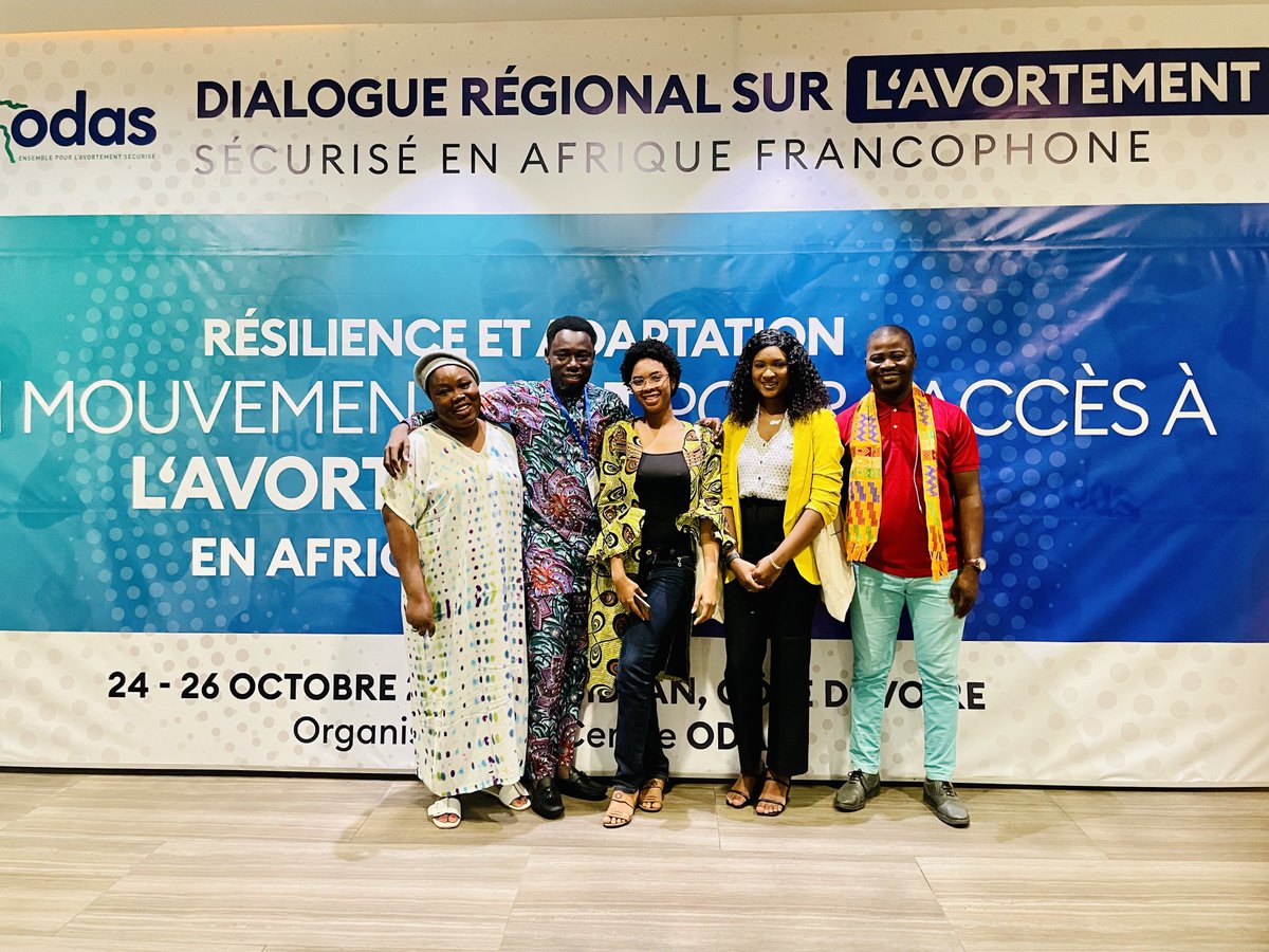 oury_kamissoko's tweet photo. L’honneur m’a été fait de prendre la parole au nom des jeunes champions de l’Afrique francophone à la cérémonie de clôture de la deuxième édition du dialogue régional sur l’avortement sécurisé #DASAF tenu à #Abidjan du 24 au 26 Octobre 2022. https://t.co/wjZKr80FTI