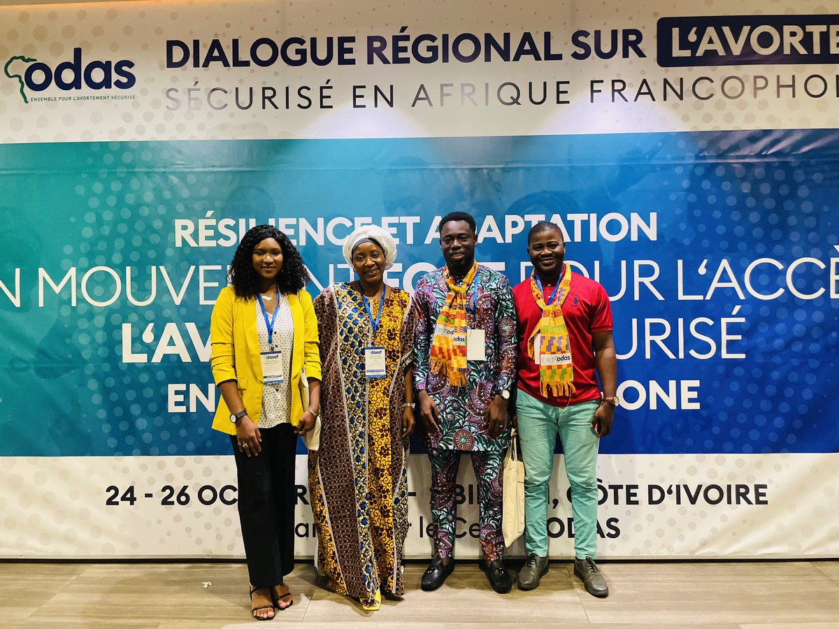 oury_kamissoko's tweet photo. L’honneur m’a été fait de prendre la parole au nom des jeunes champions de l’Afrique francophone à la cérémonie de clôture de la deuxième édition du dialogue régional sur l’avortement sécurisé #DASAF tenu à #Abidjan du 24 au 26 Octobre 2022. https://t.co/wjZKr80FTI