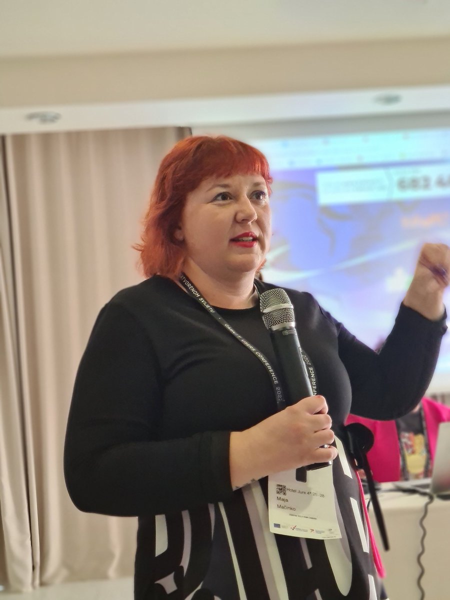 FrancicIvana's tweet photo. @CARNET_CUC danas na @scientix_eu radionici koju su vodile ambasadorice @AnitaSimac74, @anita_corak i @MajaMac bilo je kao i inače 🔝🔝🔝. 👏 https://t.co/CY9IOc2O0h