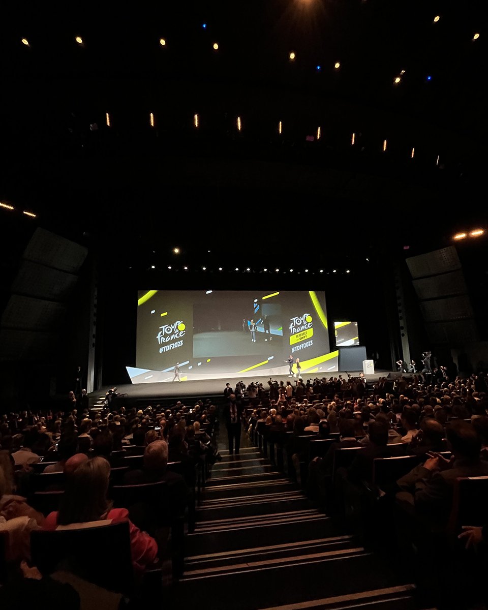 Ce matin, nous étions au Palais des Congrès de Paris pour découvrir les parcours des deux courses tant attendues : <a href="/LeTour/">Tour de France™</a> et <a href="/LeTourFemmes/">Le Tour de France Femmes avec Zwift</a> 🤩

Beaucoup de monde pour assister à cette belle présentation ! 👀🔥

#TDF2023 #TDFF2023