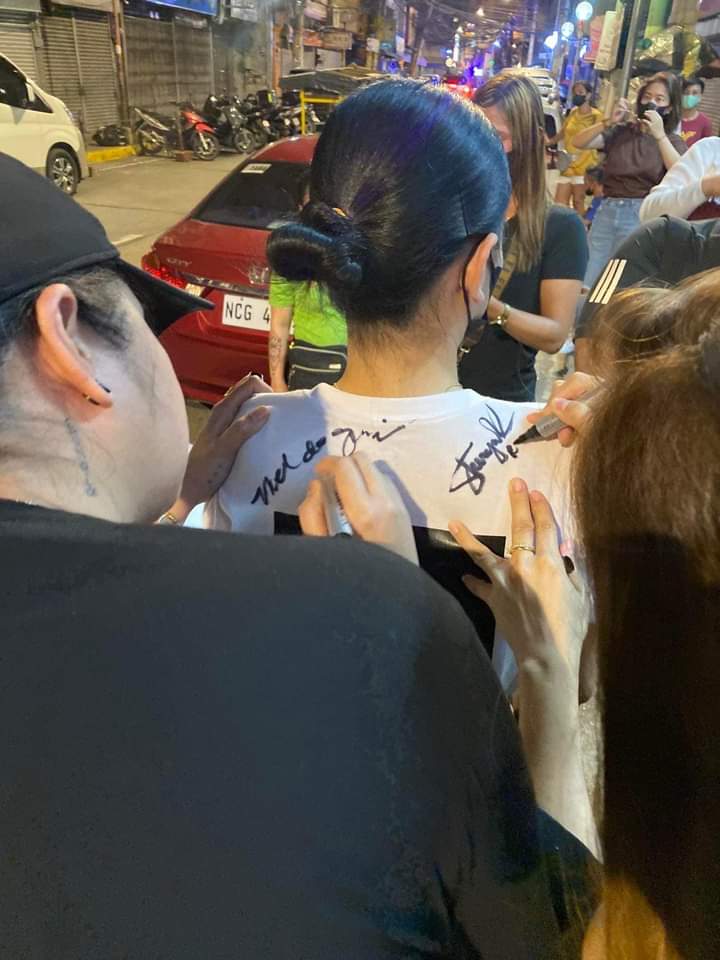 itsmeAnicakes's tweet photo. Taga sana oll lang dati at taga ingay sa socmeds hahaha
Sa wakas nakulayan na din ang matagal nang naka-drawing π₯Ίβ£οΈ
Love you parentals @meldeguiaaa @sherynregisreal hope to see you again soonest po β£οΈ
#SherynRegis #Shermel https://t.co/5fWXeIhwtf