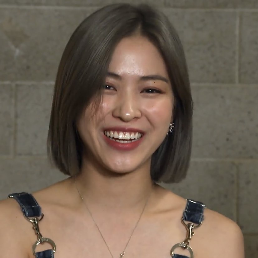 low quality ryujin tweet media