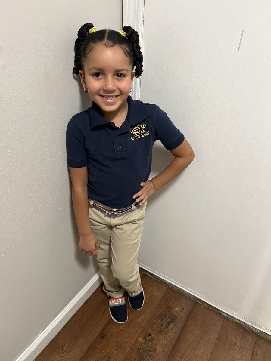 This Kennelly Bee 🐝 is ready for Jump Start Read for the Record Day at HPS  and her field trip to <a href="/LEGO/">Lego</a> to celebrate the joy of reading! <a href="/HartfordSuper/">Dr. Andraé Townsel</a> <a href="/Hartford_Public/">Hartford Public Schools</a> <a href="/HPSEngagement/">HPS Engagement</a> <a href="/RLianmarie/">Lianmarie R</a>