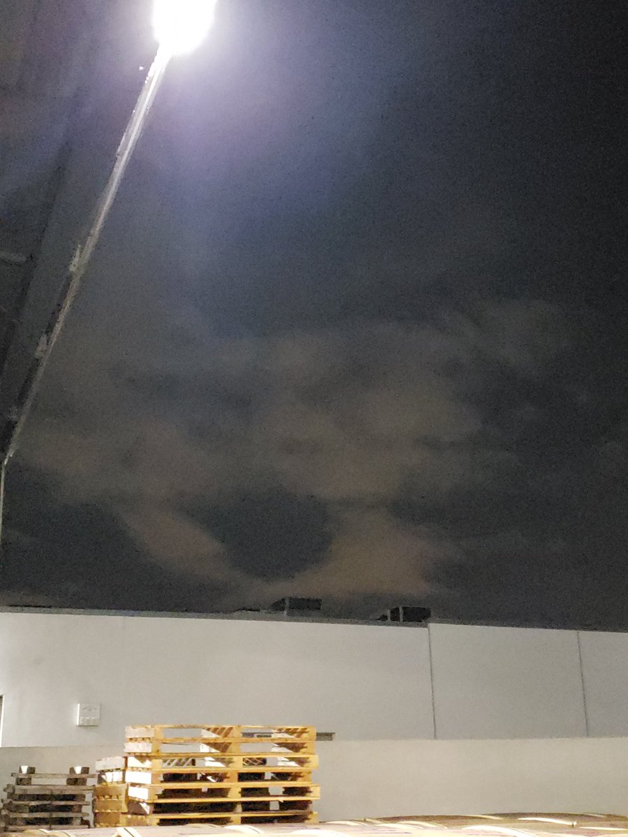 PsychoAxeMan's tweet photo. #Apicture #clouds #gremlin https://t.co/g5ncNoTuBm