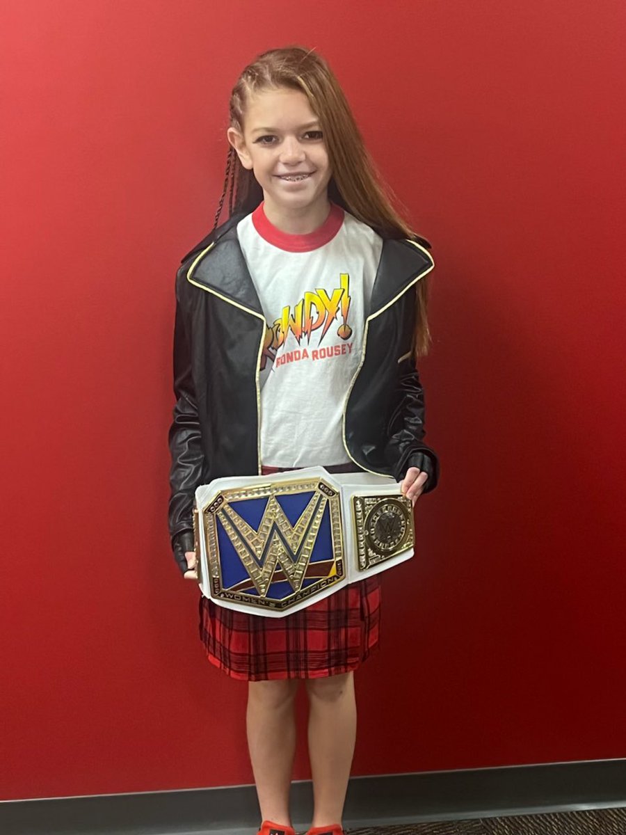 JakeWalgate's tweet image. Kendall is Rowdy Ronda Rousey for the 4th grade Halloween parade and party! @RondaRousey @WWE