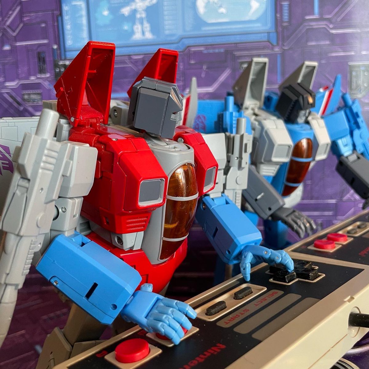 StryderWolfe's tweet photo. “No you fool I am always Mario! You can be Luigi.” 

#throwbackthursday #tbt #Transformers #toys #Starscream #Thundercracker #MP52 #Decepticons #takaratomy https://t.co/xFS0QJALEA