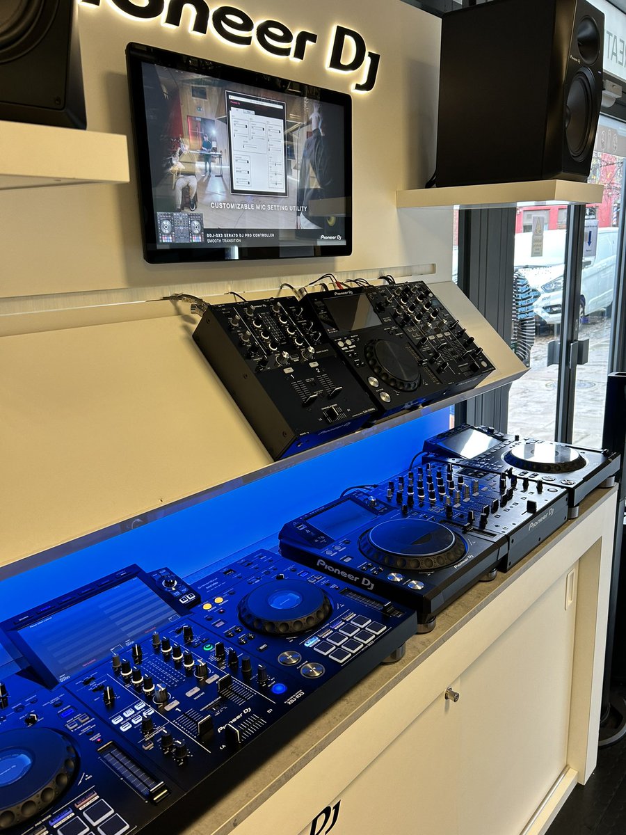 Ooooh I could have some fun in here 😍 <a href="/bopdj/">Bop DJ</a> #Leeds 🤘🏻