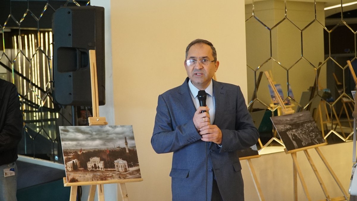 isutudeb's tweet photo. İstinye Üniversitesi İnsan ve Toplum Bilimleri Fakültesi Türk Dili ve Edebiyatı Bölüm Başkanlığı tarafından düzenlenen ''İstanbul'da İstanbul'' başlıklı İstanbul fotoğrafları sergisinin açılışı 24 Ekim 2022 Pazartesi günü saat 10:00'da Topkapı Kampüsünde gerçekleştirildi. https://t.co/aCo9hjTXcB