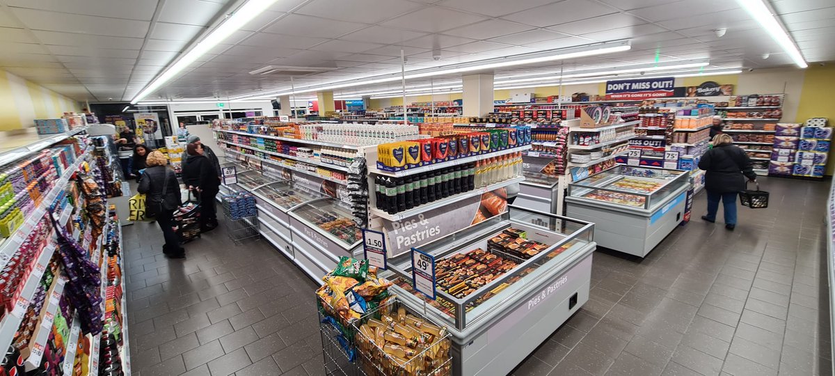 Please give a BIG warm Welly welcome to <a href="/HeronFoods/">Heron Foods</a>  who have now opened up at Wellington Square! Giving you the best possible price on your weekly and daily food shop, you can find them next to JD Sports, opposite Greggs - the team can't wait to welcome you!