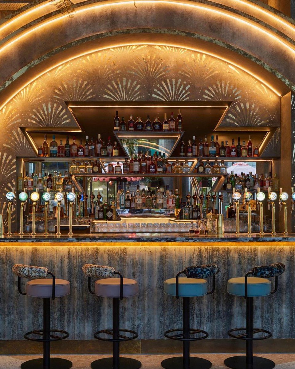 DeFrae1's tweet photo. Paradise Green has been stunningly designed to bring together art, design and food from the Daisy Green Group. DeFrae are delighted to be working on this quite stunning restaurant and bar.
#restaurantfurniture #barfurniture #contractfurniture #Hospitality https://t.co/XvSVGPY5SY https://t.co/79vpZ4PeRm