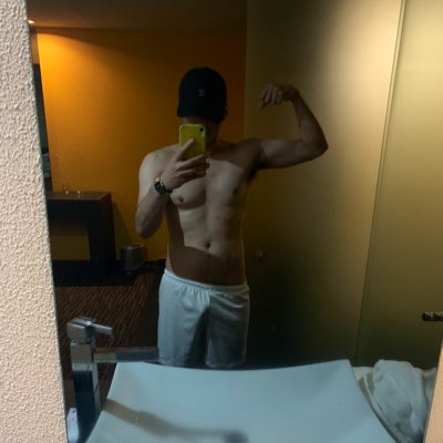 rudeBbketo's tweet photo. #NuevaFotoDePerfil https://t.co/ZnFjHd3Sjr