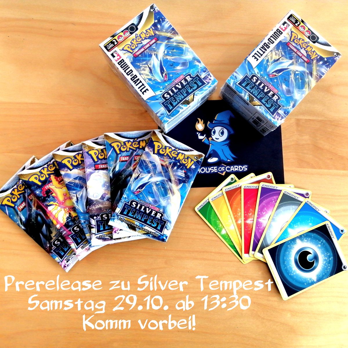 HoCusCards's tweet photo. Entdecke das kommende Set bevor es jemand anderes tut!
Zum mit nach Hause nehmen oder im HoC ein paar Runden spielen... Komm vorbei!
#pokemon #pokemonimhoc #prerelease #silvertempest #pokemonboosterpacks #glurak #latias #beginnerfriendly #flgs https://t.co/4XHDOPTJNh