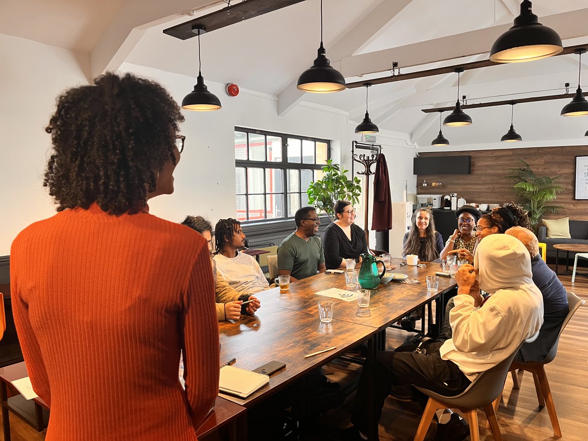 AskewCavanna's tweet photo. We had a great chat with Coach House tenants and those that have engaged with the wonderful programmes by @BlackSWNet yesterday. Diverse viewpoints and a strong sense of community - what a joy! Thanks all 💪🙏 https://t.co/2kfbDYiHVQ