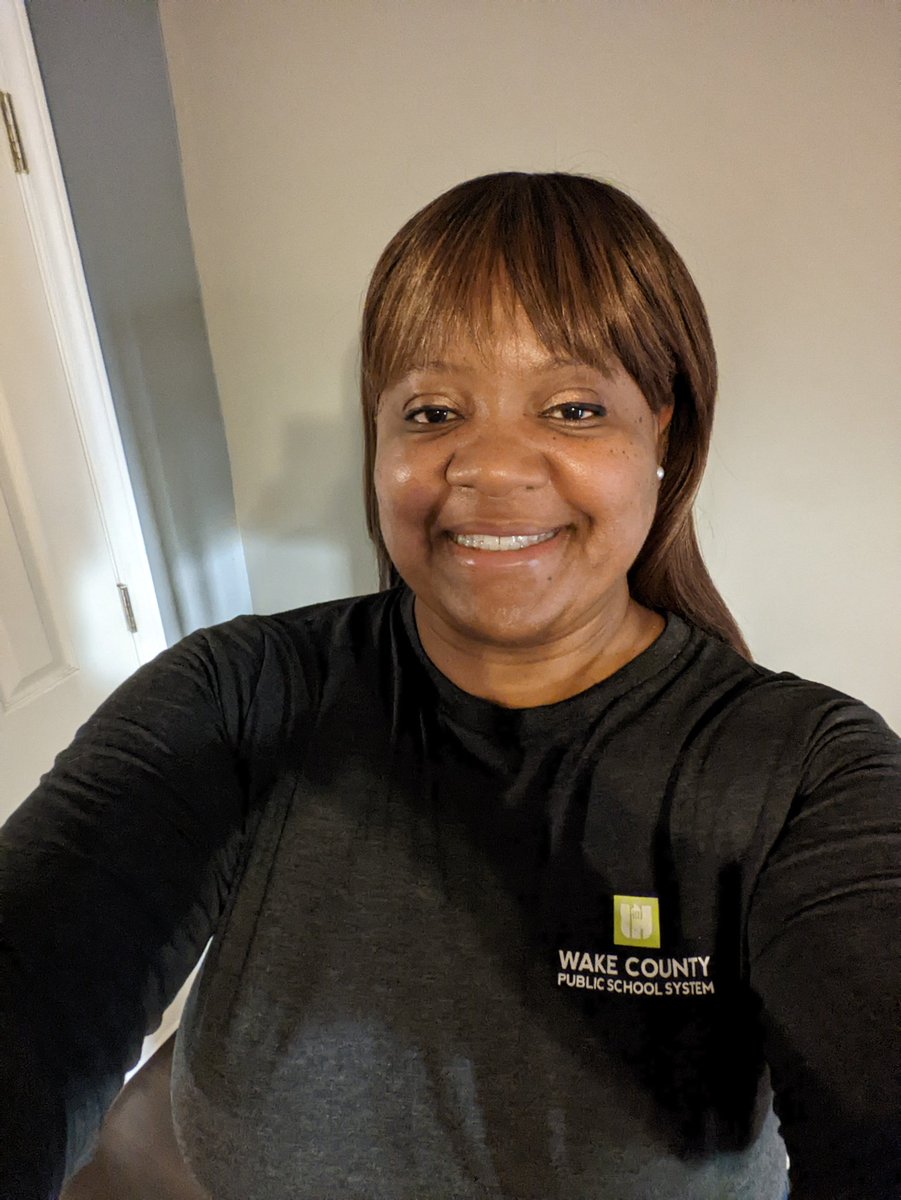 nmelton3816's tweet photo. Enjoyed my first WakesGiving Spirit Week! Repping HR Licensure Team #WCPSSspiritweek https://t.co/TsJHc6sHUt