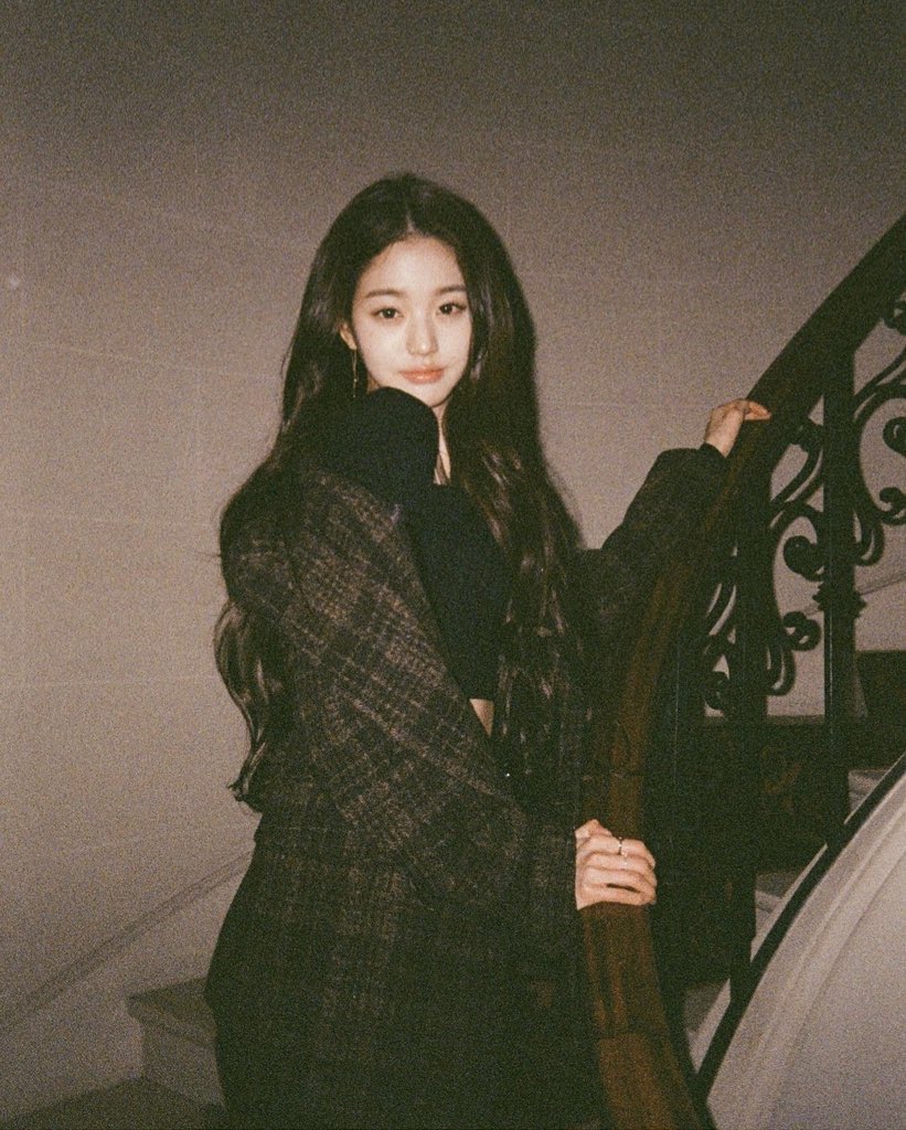 raudinne's tweet photo. ㅤㅤ

ㅤㅤ https://t.co/MxMH644U3C