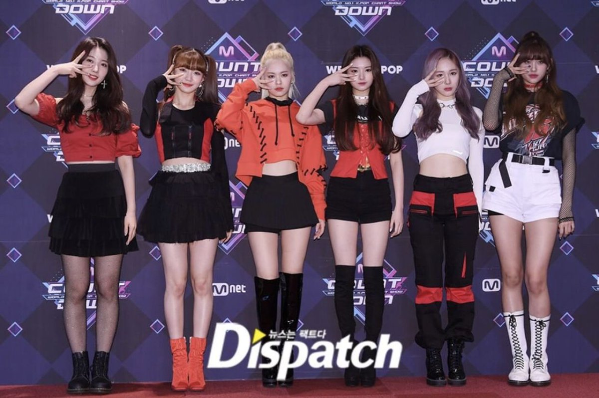 eu_itgirl's tweet image. As we all know Yuehua reportedly announced Everglow's disbandment.

So let's try to give them at least their last award, please retweet💔

#everglow #MAMAVOTE