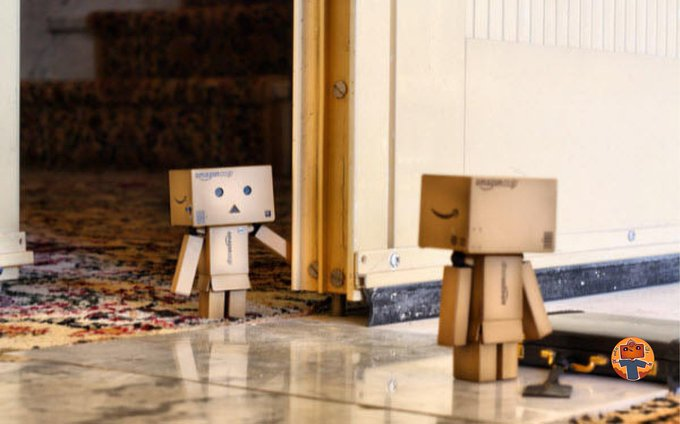 terry_man1's tweet photo. “If Opportunity Doesn't Knock, Build ⚒️ a Door🚪” 📦-Box Quotes-📦 #WeBoxandBuild #BoxUp #BoxitUp #NFTcommunity #NFTCommumity #NFTs #NFT #SolanaNFTs #SolanaCommunity @CardboardCtzNFT https://t.co/v2M3NFzhyh