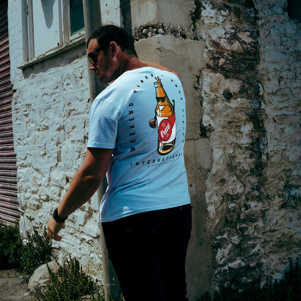 TrueVisionBrand's tweet photo. Bottle ups! 

@truevisionbrand

-
-
-
#truevision #truevisionbrand #gift #tshirts #sweatshirts #apparel #independantbrand #shopindependant #clothing #streetstyle https://t.co/gVC7rc07m0