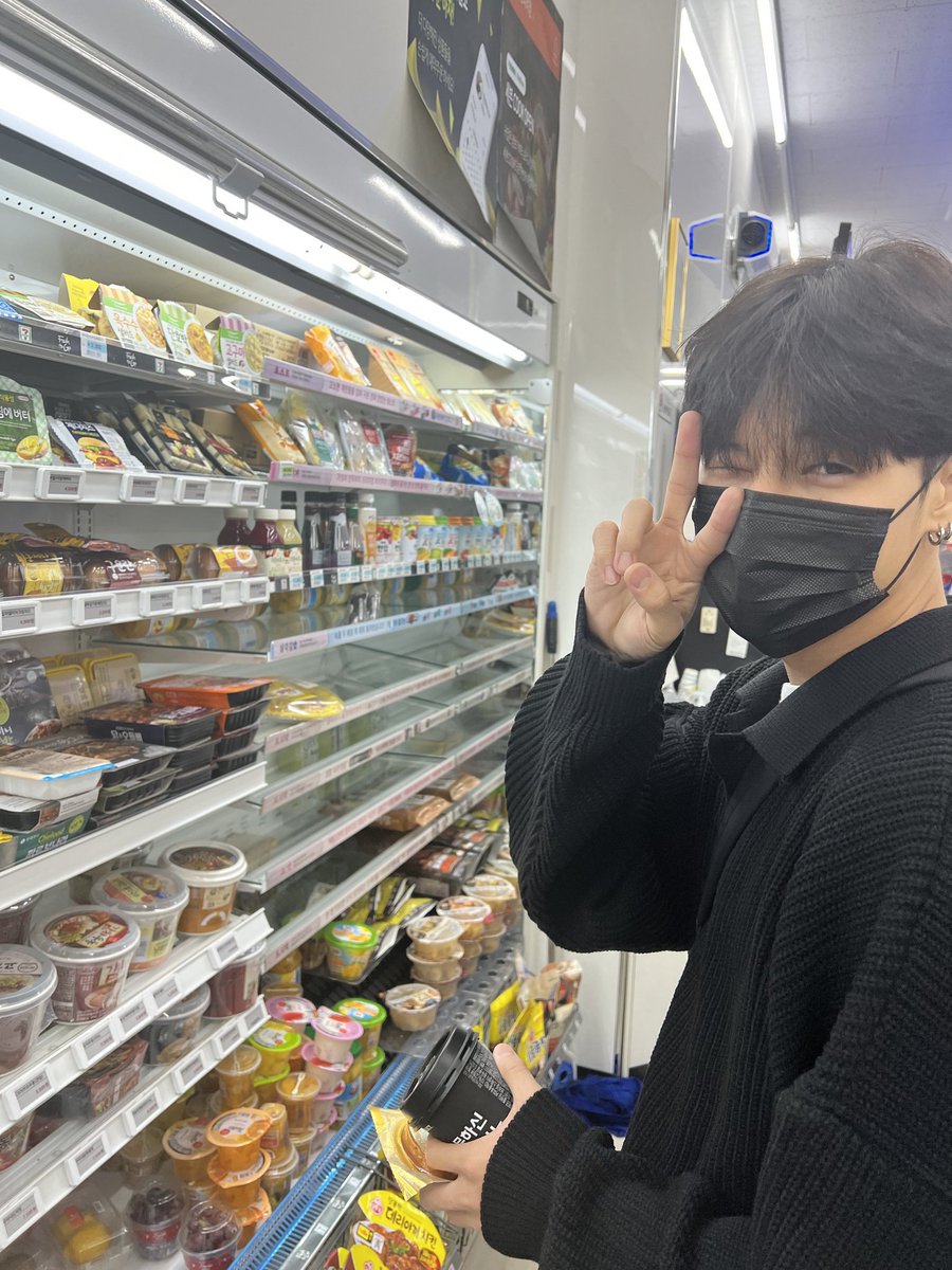 haesatz's tweet image. 에이티즈 남친짤