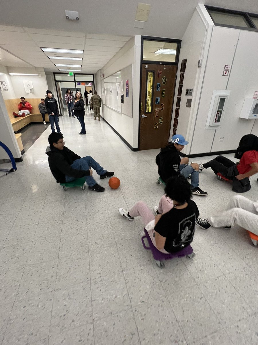 hollywells21's tweet photo. Hallway soccer games I full effect. TY #physed family for ideas. My HS Kiddos are having a blast and implementing soccers skills & strategy as the play. #nogymnoproblem #noequipmentnoproblem #ThePEDen #peteacher #wegotthis #constructionzone https://t.co/lfx7m5cvCy