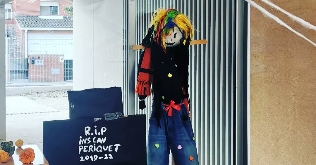 [ACCIÓ TUTORIAL] És molt important  l’acompanyament de l’alumnat i les seves propostes d'organitzar esdeveniments en hores de tutoria i d’assemblea, com ara celebrar un esmorzar temàtic de Hallowen. L’activitat ha estat un èxit gràcies a la participació de tothom!Gràcies tutores!