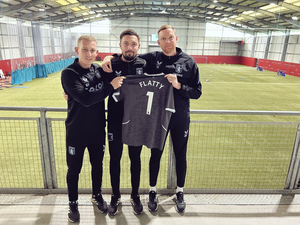 Last day for <a href="/jon1flatt/">Jon Flatt</a>, Been fantastic for us &amp; definitely made our department stronger. 
We wish him all the best in his new role 👐⚽️