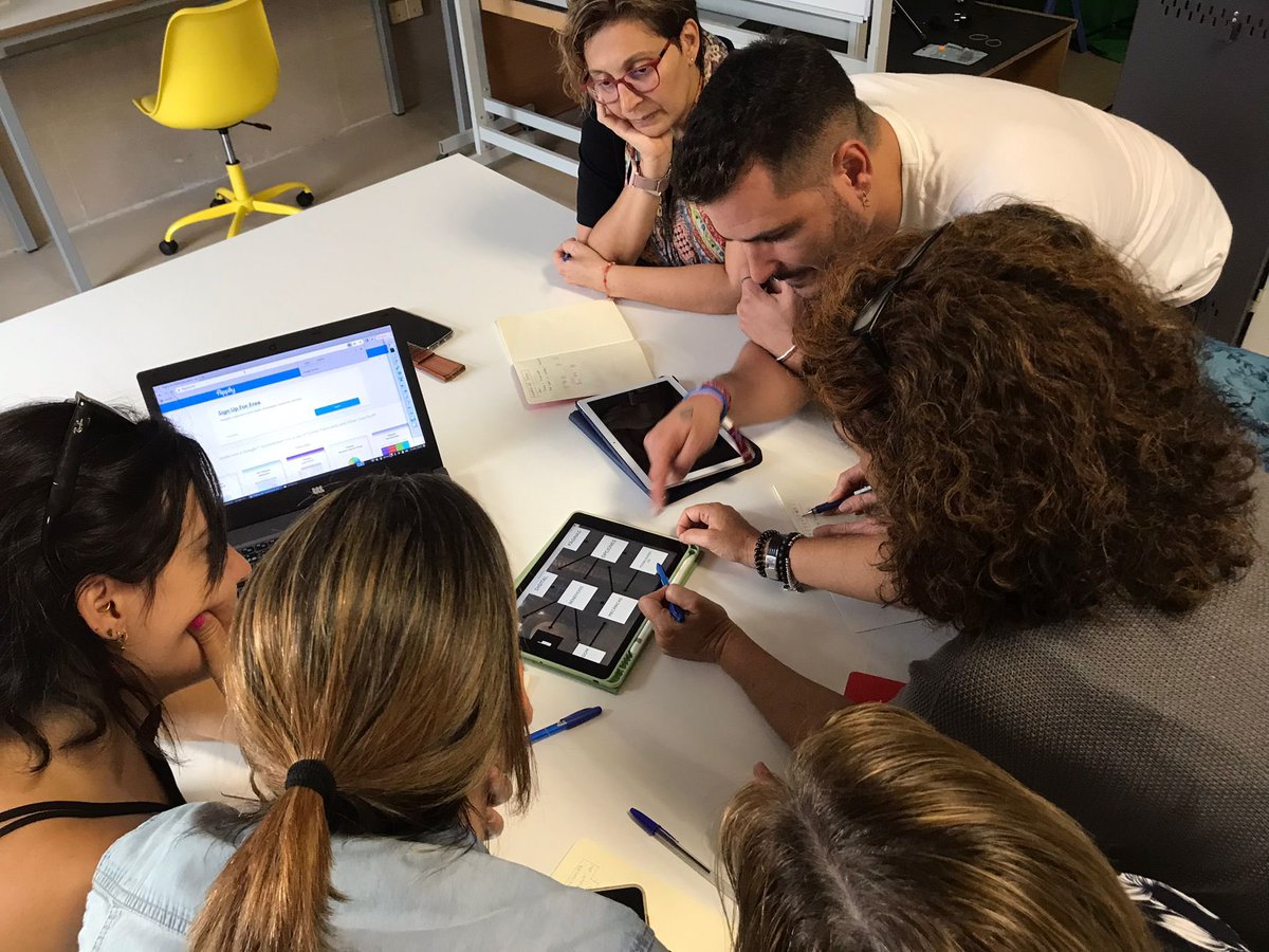 cprplasencia's tweet photo. Disfrutando de los Juegos de Escape digitales en el #Adf del  @cprplasencia con @vricodom https://t.co/jDQCilblI6