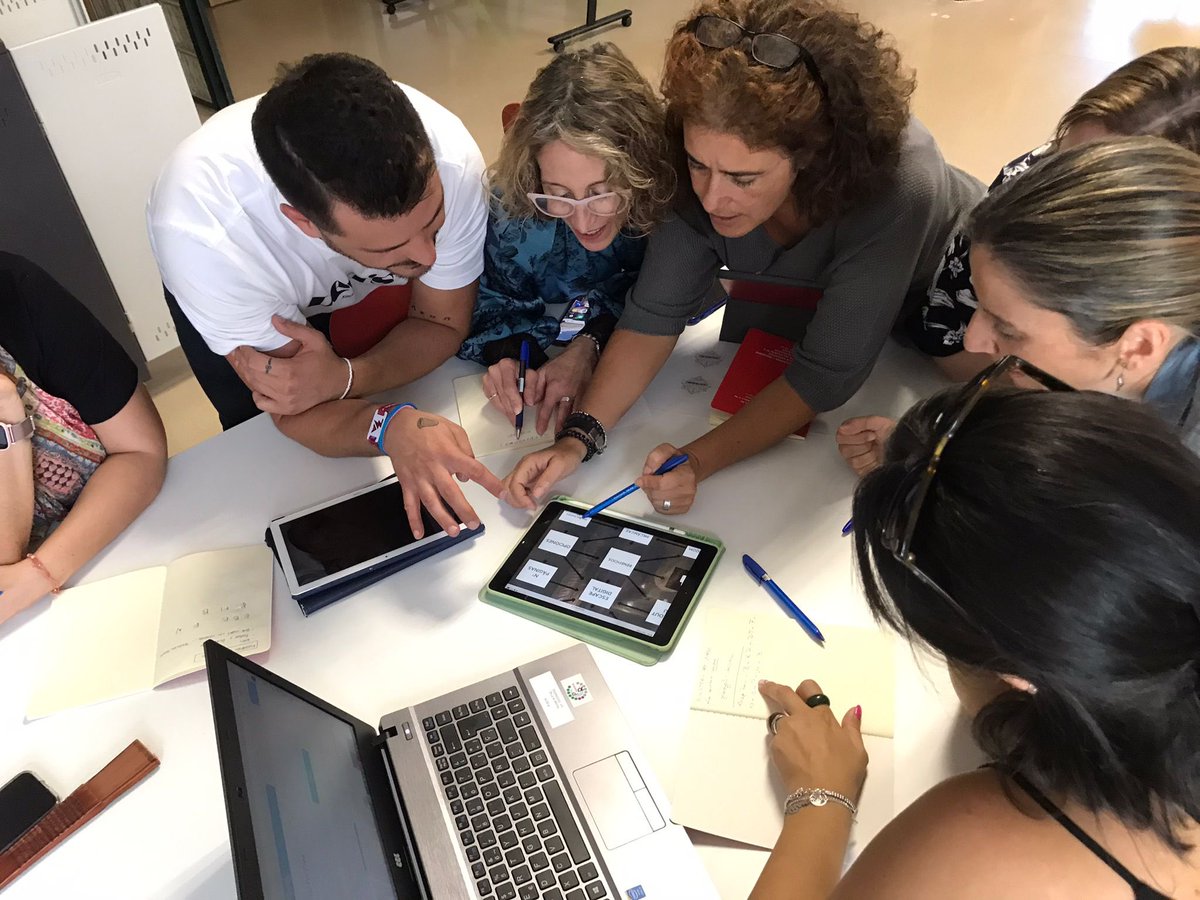 cprplasencia's tweet photo. Disfrutando de los Juegos de Escape digitales en el #Adf del  @cprplasencia con @vricodom https://t.co/jDQCilblI6