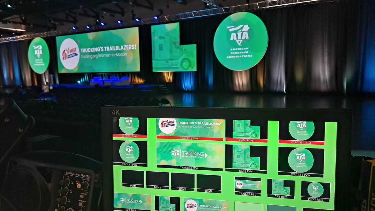 LAILiveEvents's tweet photo. That's a wrap on another #liveevent in #sandiego! Lots of fun designing #graphics, #showcontent, and screen arrangements for our #customscenic!

#meetingprofs #meetingplanners #eventprofs https://t.co/Yd0ZZNrrj2