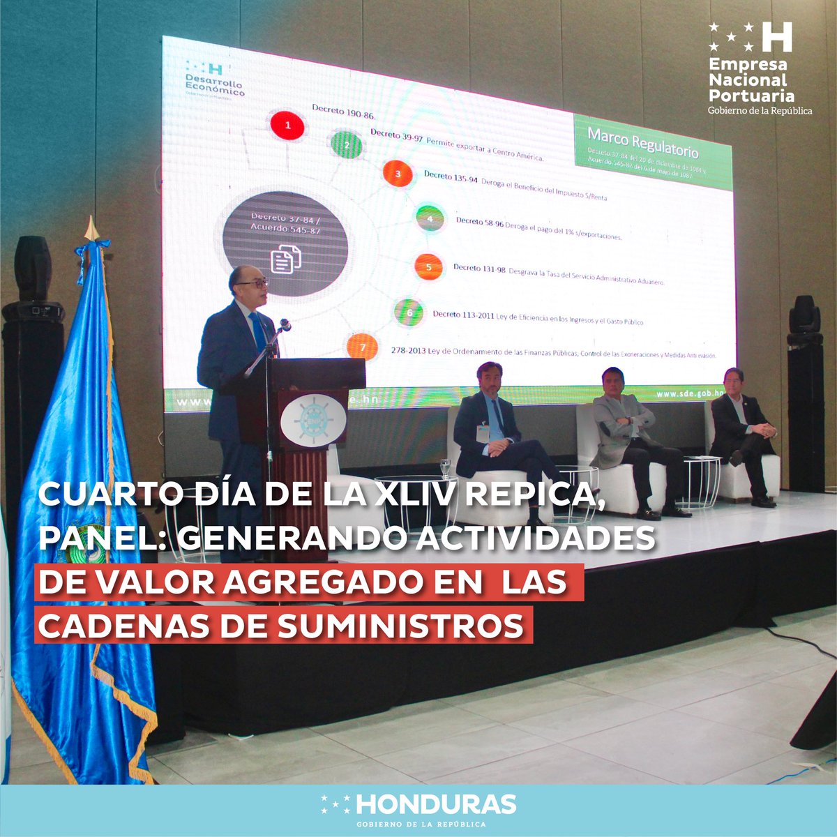 enp_hn's tweet photo. Bajo el tema: "Generando actividades de valor agregado en la cadena de suministro" continua por cuarto día la XLlV Reunión Portuaria del Istmo Centroamericano @REPICA_COCATRAM @cocatram
🇭🇳🚢⚓️
#44REPICA https://t.co/7iTsHTKlIX