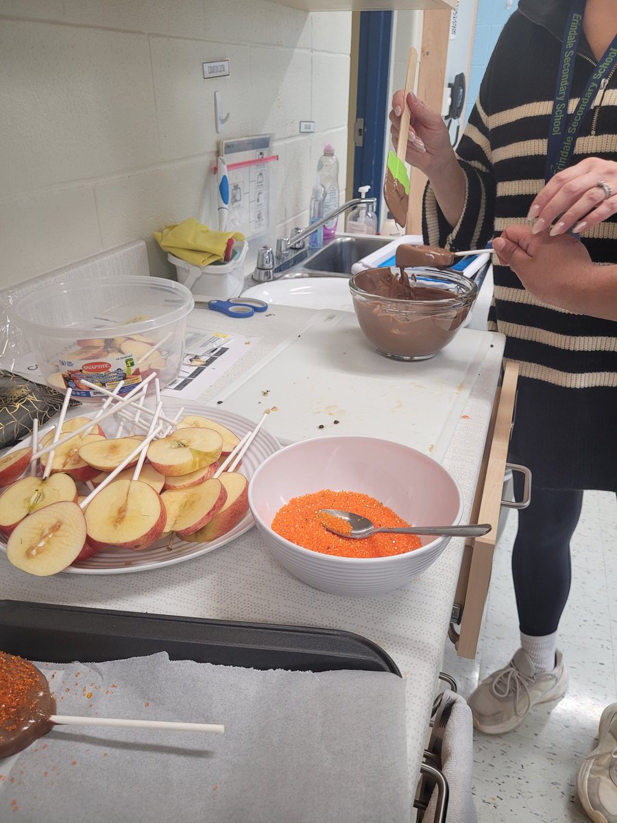 ESS-inclusion tweet media