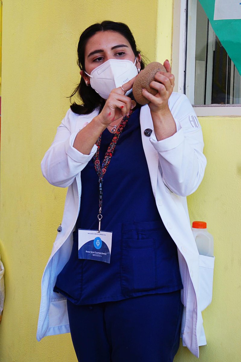 BMGonzalitos's tweet photo. BRIGADA PrevELLA, "Tócate para que no te toque" 💟🌸💗
Brigada Médica Gonzalitos en colaboración con Club Rotario Monterrey La Silla en Guadalupe, NL. ¡GRACIAS! 

#bmgsomostodos #5aniversario #ParaTodosTodo #prevella #colaboración #SaludPública #RotariosLaSilla #nonoscansamos https://t.co/s66kBqOJAF