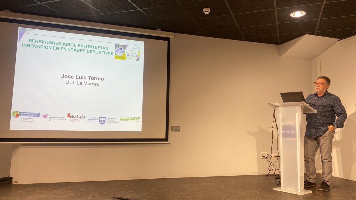 EUSKALIT's tweet photo. Comenzamos con la ronda de buenas prácticas en Innovación dentro el acto del Programa 3K de la Semana Europea, con la presentación de @UDLaMerced
#SemanaEuropea22 #programa3K #3K https://t.co/SI9k3zcIiD