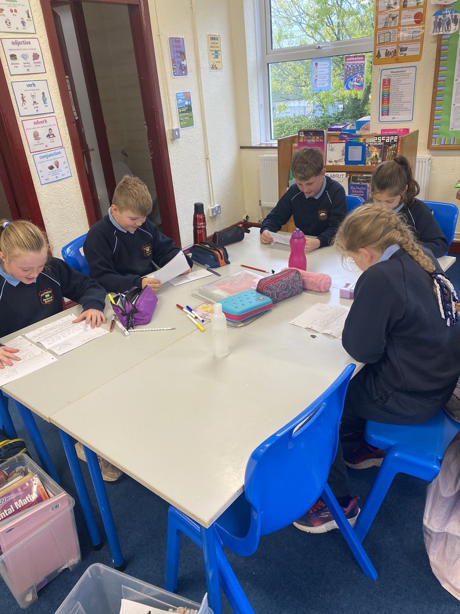lhorerns's tweet photo. The boys and girls were very keen to find out all about their penpals from 4th class in @StLouisSPS. A special thanks to their teacher @MrKinsellaRNS ππΌ
We cannot wait to reply back to you all!! π€βπΌπ #penpalwriting @RathnureNS https://t.co/qIXwWC1ByK